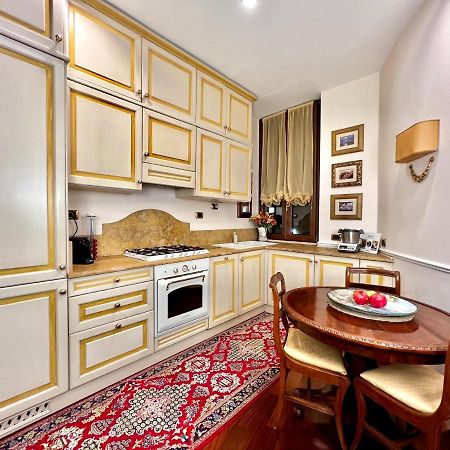 Luxury House - Foppa61 Apartment Milan Bagian luar foto