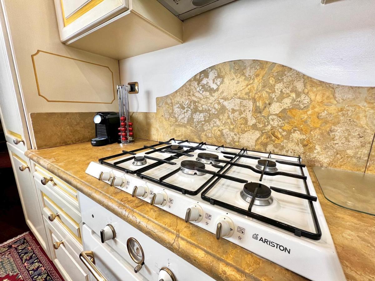 Luxury House - Foppa61 Apartment Milan Bagian luar foto